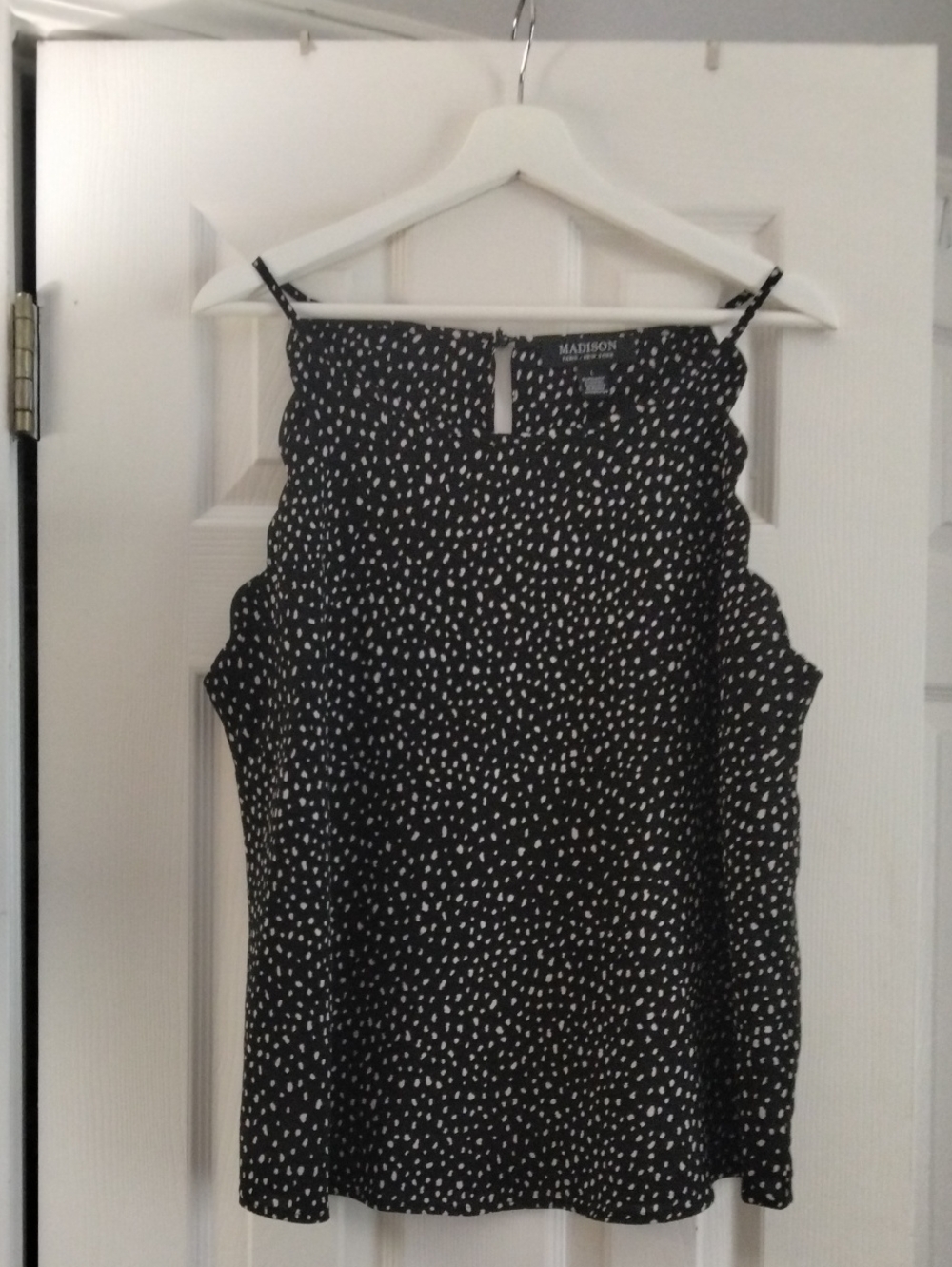 MADISON Black White Dot Sleeveless Shell